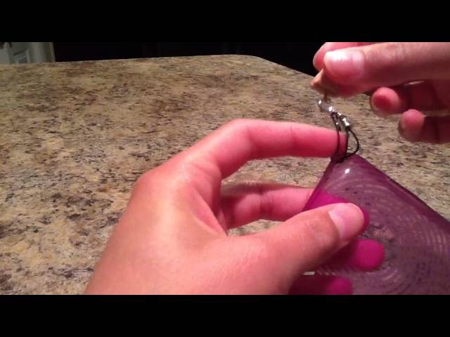 How to Attach Phone Charms: What to Do & How to Make Them