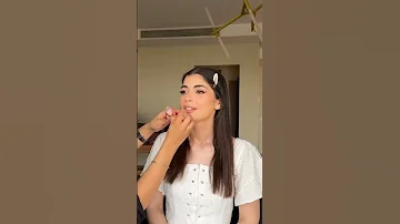 فستانك الابيض Shorts 