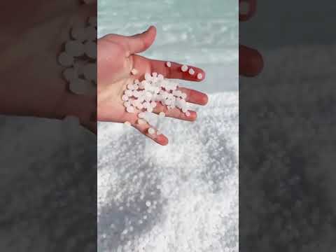 ملح البحر الميت لكل كيلو غرام من الماء هناك 342 غرام من الملح ملوحته 9 6 أضعاف البحار الأخرى