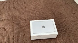 Microsoft Surface Duo UK - 4K Close Up. Unboxing looking at keys, profile, hinge action and more