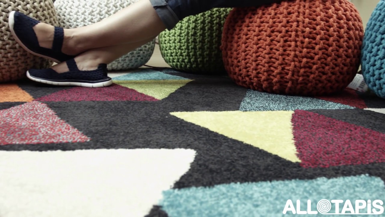 Tapis multicolore à courtes mèches pour salon Swing - AlloTapis