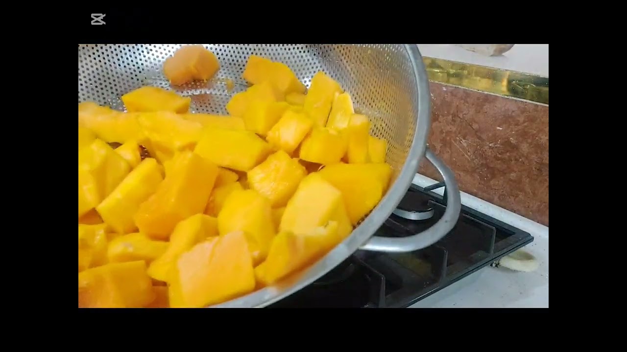 مرق اليقطين او الشجر 