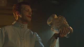 Jerome Valeska Breaks into Wayne Manor 3x14