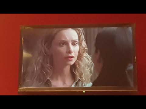 Ally Mcbeal - Ally and Ling kiss (3 season × 2) subtítulos en español