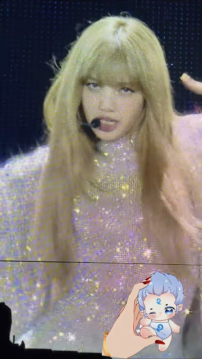 @wearelloud #lisa #blackpink lisa is so beautiful fire 🔥