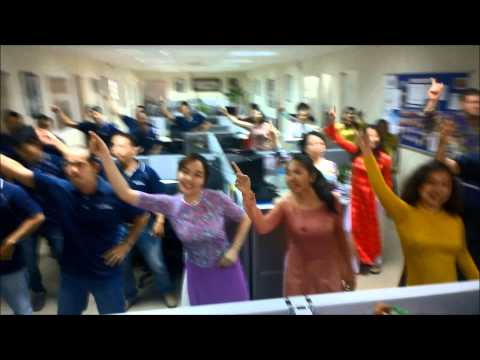 WSVN's Flashmob - Stayin's Alive (Bee Gees)