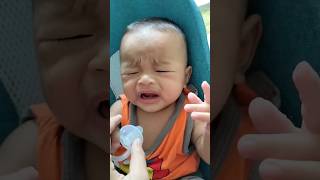 Baby cry when removed his pacifier 😍