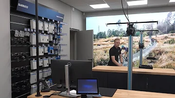 Boekel | De 17 jarige Lucas uit Boekel opent eigen fietsenwinkel in Erp I Omroep PeelRand