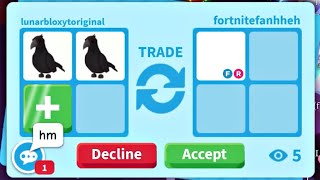 😱🐦‍⬛IMPOSSIBLE WIN! I TRADED MY 2 NO POTION CROWS FOR THIS COOL OUTGAME PET! + GOT A COW! #adoptme