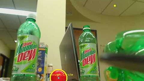 Test of finding red ball with several other red objects