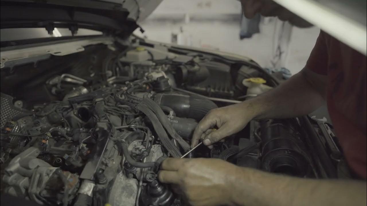Jeep Grand Cherokee | 3.0 V6 2015 | Turbo coolant hose replacement | 4K