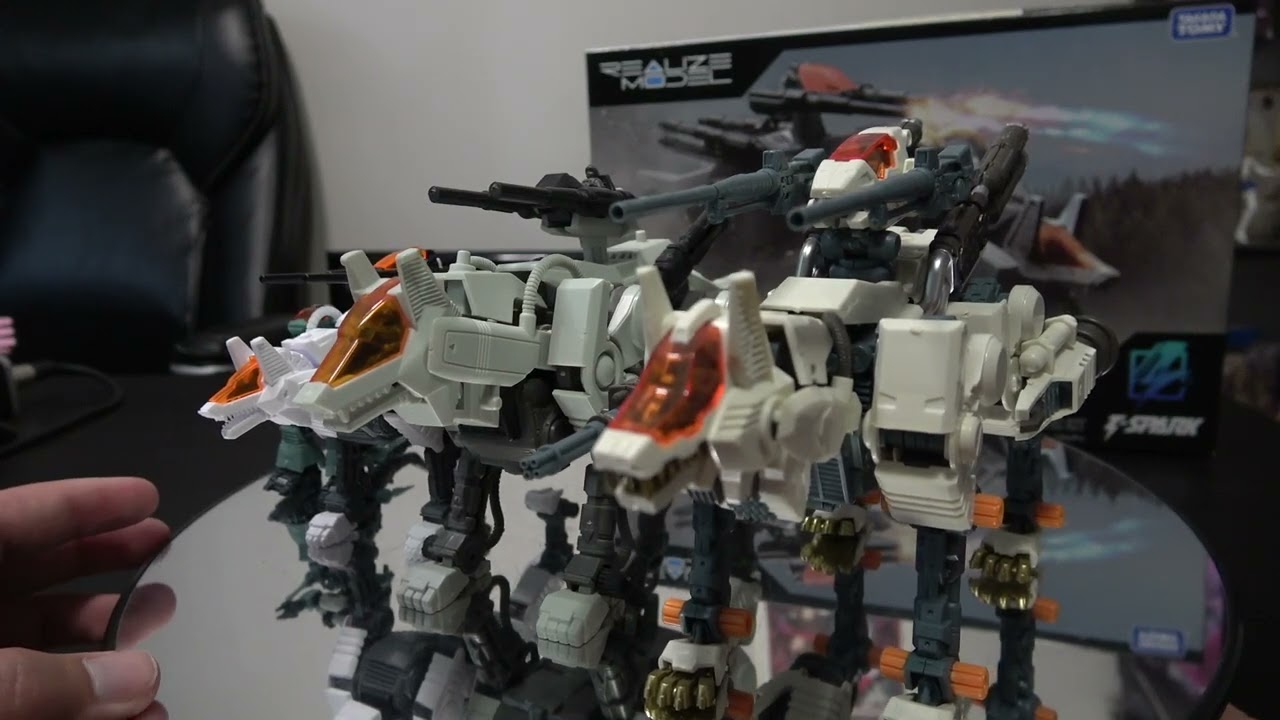 Zoids T Spark Realize Model Command Wolf Review - YouTube