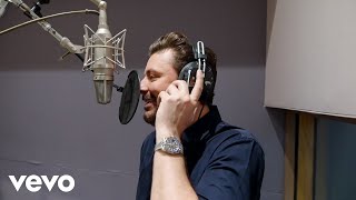 Chris Young - Young Love & Saturday Nights (Studio Session) chords