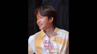 Celebrity Rabin Angeles gives a flying kiss to a fan (English Subtitles) Net Worth