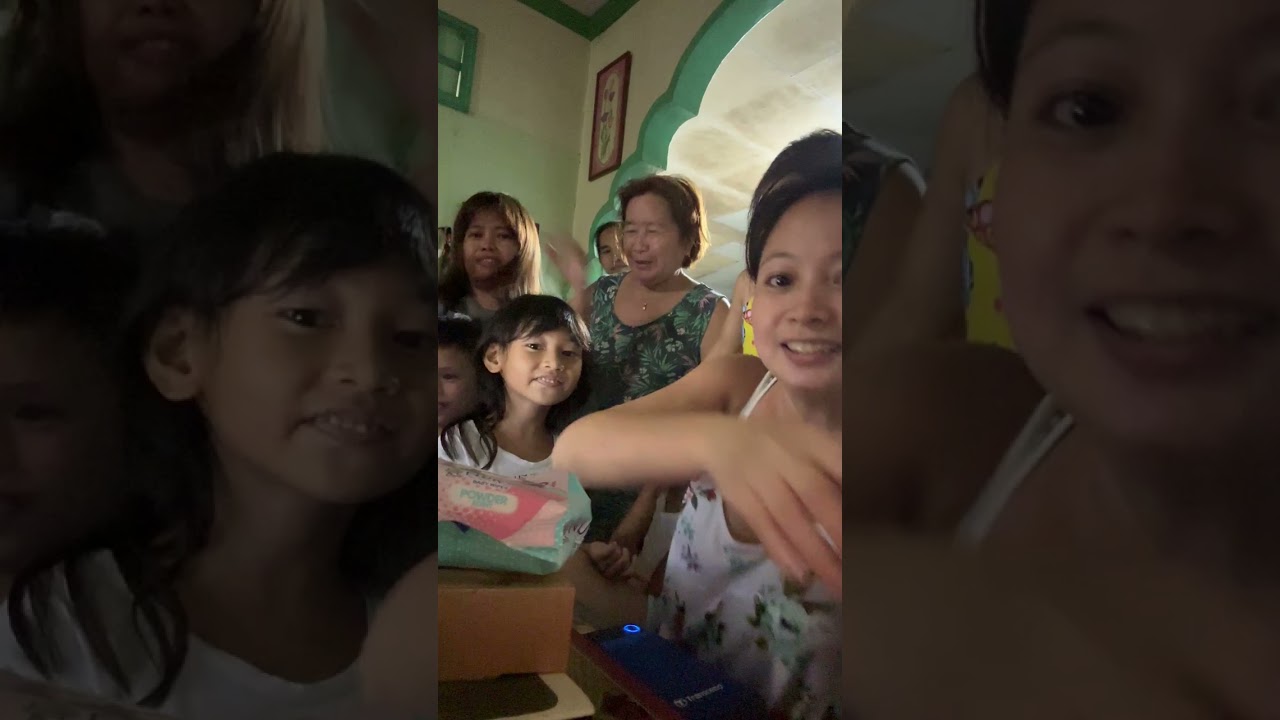 Reacting to our Wedding Pictures #family #weddingphotography ng