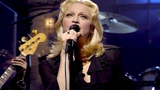 Смотреть клип Madonna - Fever (Live From Saturday Night Live 1993)