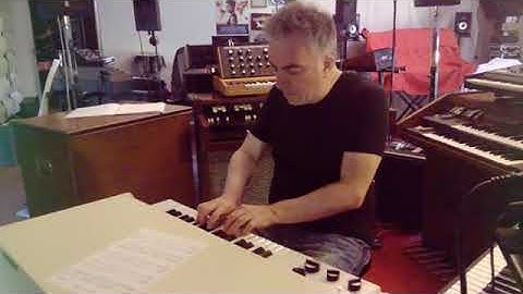 Demo Mellotron M400D