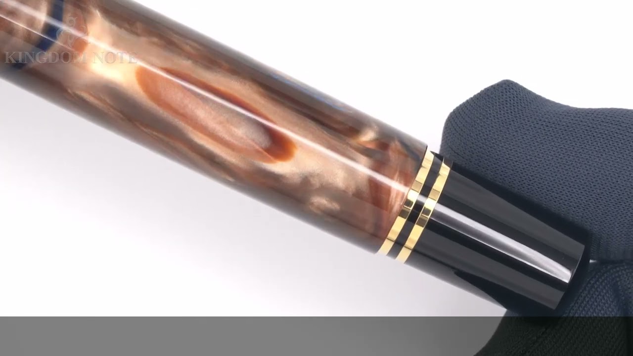 Pelikan ペリカン 万年筆 スーベレーン M800 グランプラス F - YouTube
