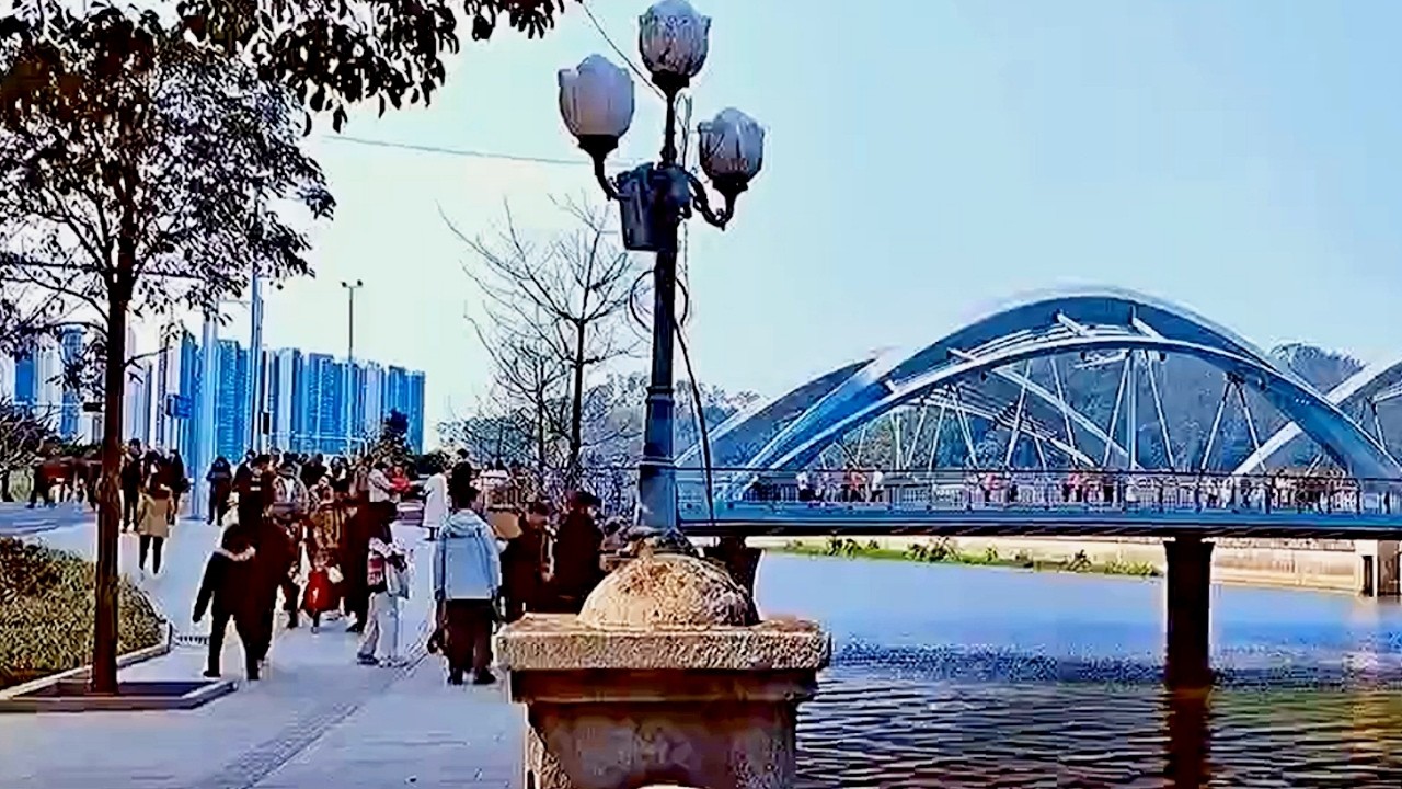Yangchun, Guangdong, China.  阳春市 (1211000)