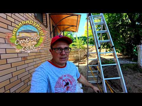 Ladders and stepladders for country house maintenance