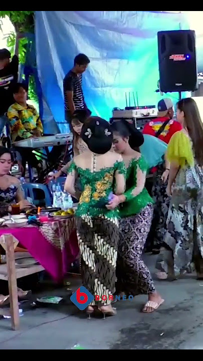 Niken Salindry Cium Lala Atila #live #livestream #nikensalindri #nikensalindry
