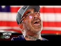 Aaron Lewis sings Patriotic Anthem 'Am I The Only One' (Live Acoustic)