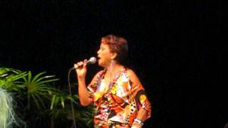 Video thumbnail of "Melveen Leed - Kanaka Waiwai"