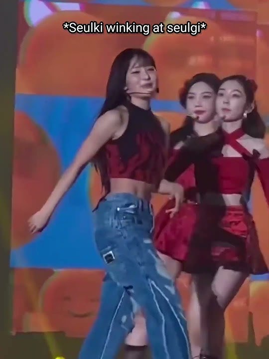 Seulrene Reaction to the dancers flirting with them on stage👁️🫦👁️ #irene #seulgi #yeri #joy #wendy