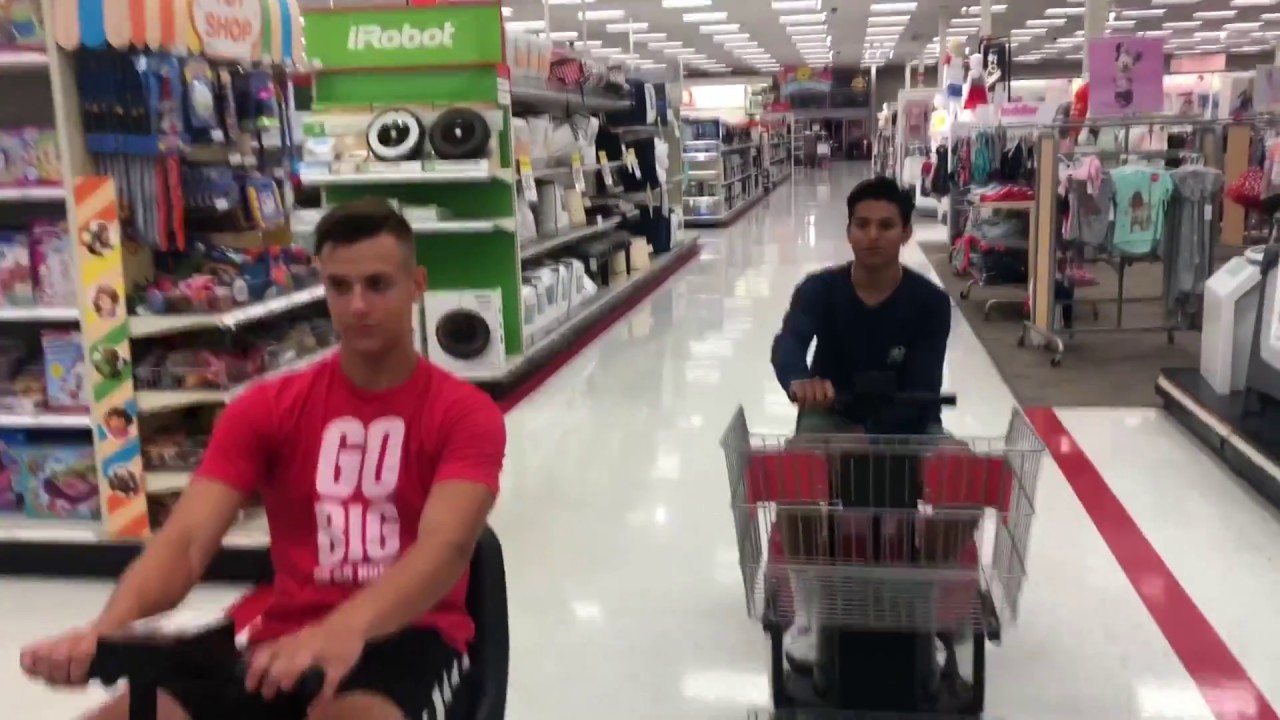 biceps e triceps GETTING KICKED OUT OF TARGET!?