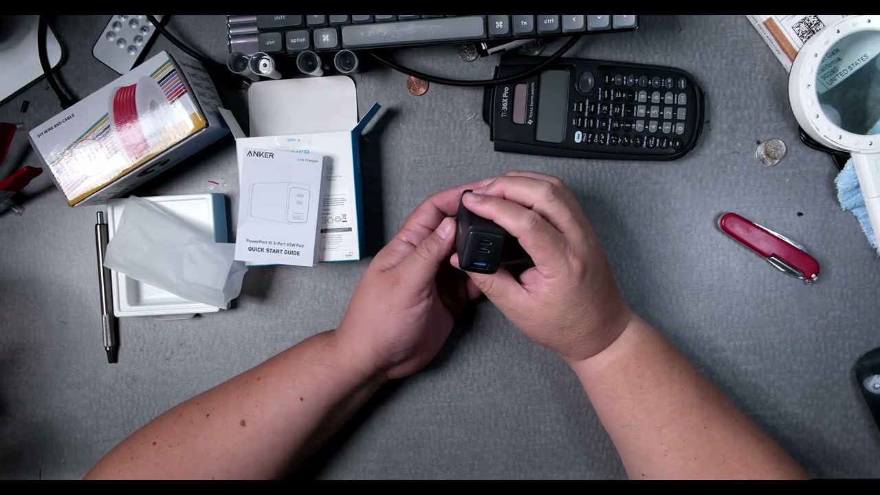 Anker PowerPort III 3-портовый блок питания мощностью 65 Вт