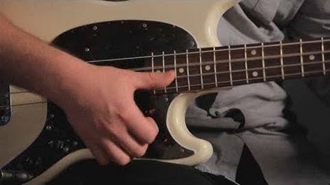 How to Pop & Slap | Bass Guitar