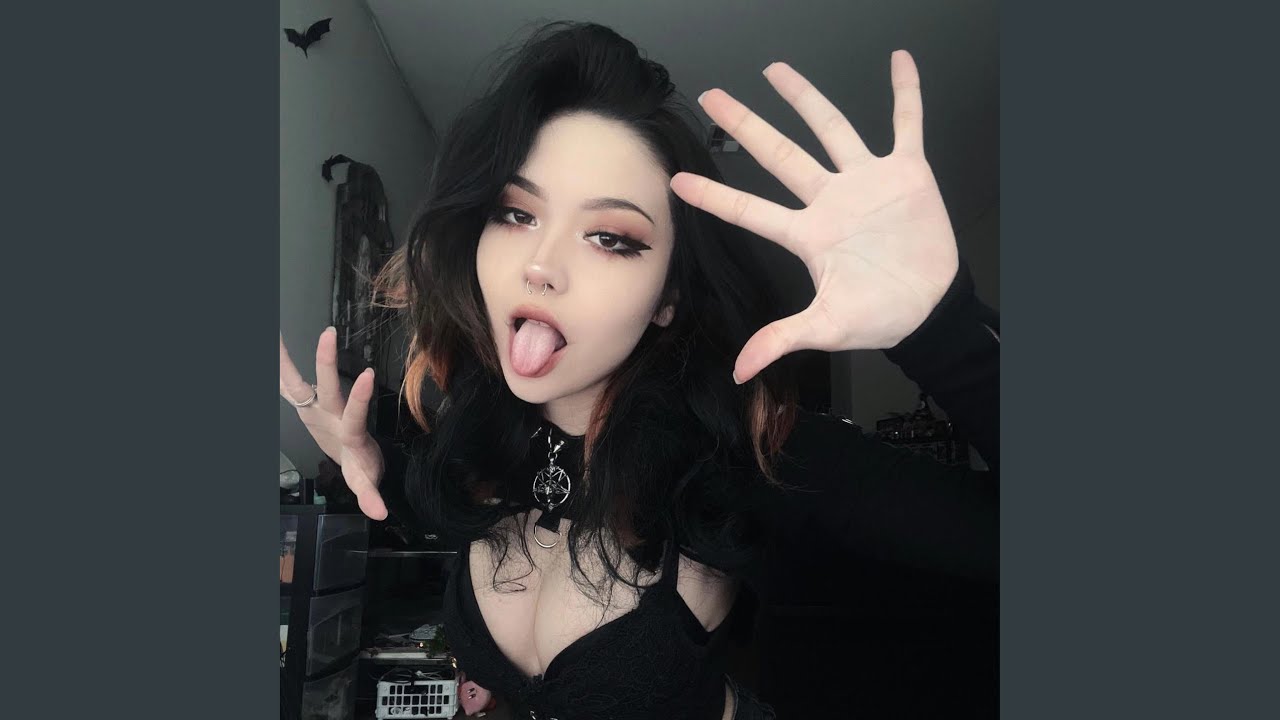 BANDZ UP (feat. & Qrystral Beats) - YouTube