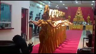 "Tarian Dewi Tangan Seribu" oleh PMV Patria Dharma dalam penyambutan Relic Buddha dan Arahat