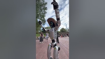 #robots #robotsontiktok #robotics #austinrobot #comedyroast #Rizzbot