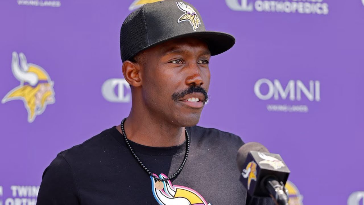 Ex-Vikings GM Kwesi Adofo-Mensah Smear Campaign is Disgusting