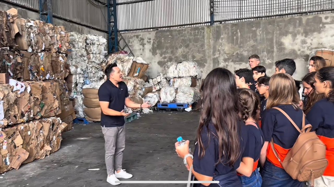 Vem conhecer os bastidores de uma empresa de reciclagem que recicla ferro,alumínio e plástico.