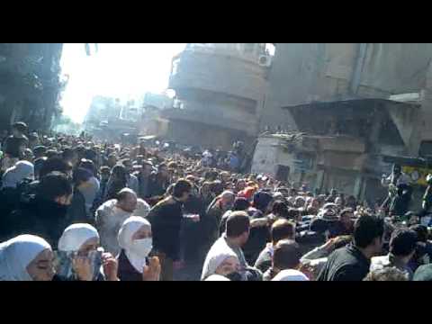 الميدان 19-12-2011 جانب من المظاهرة قبل هجوم الأمن