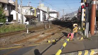 JR九州　787系　 特急きりしま14号 鹿児島中央駅～宮崎駅6014M    すれ違い 787系 特急きりしま11号宮崎駅～鹿児島中央駅 6011M  　骨川踏切　撮影日2024 3 1