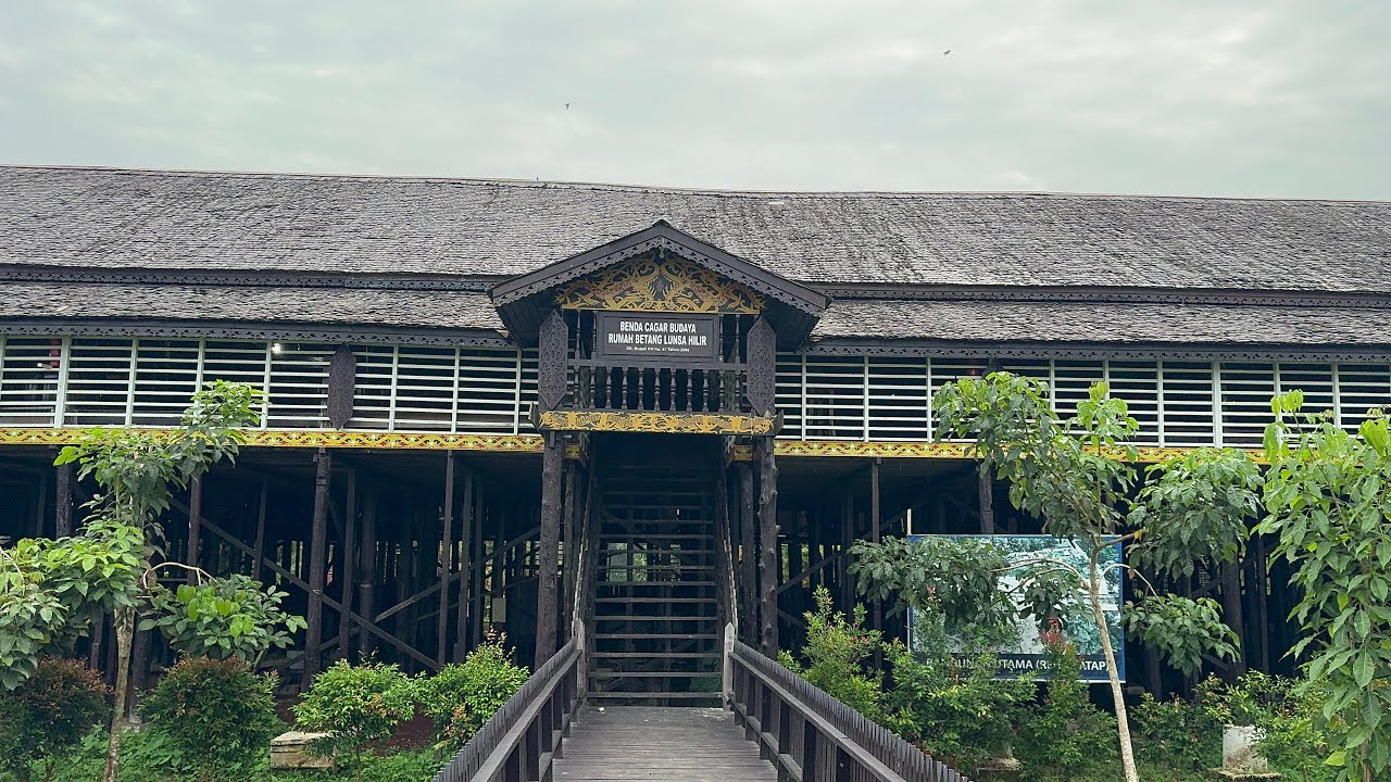 Rumah Panjang Contoh & Tercantik Lunsa Hilir Kalimantan Barat Kapuas Hulu💕