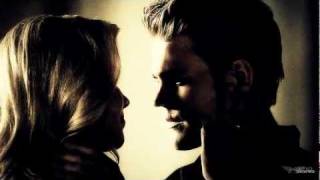 ►The Vampire Diaries | Holding a Heart