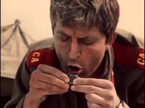 Двое в песках
