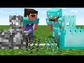 Minecraft battle inside block Noob castle vs Pro castle