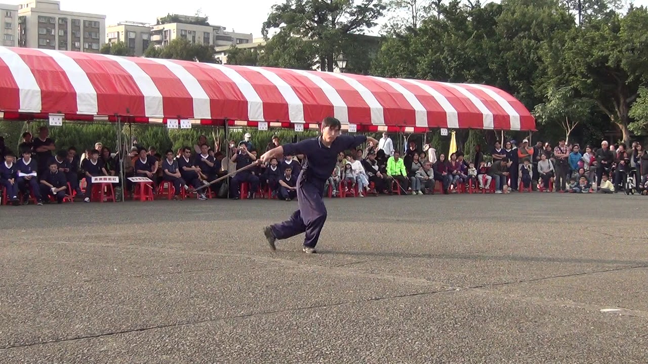 駱彥彬教練 戚門劍