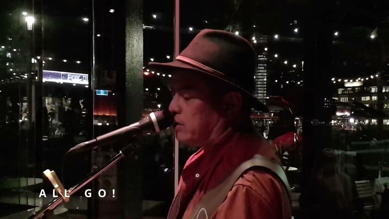 HOW TO LIVE LOOP: Waterfalls (TLC) at The Squire's Landing