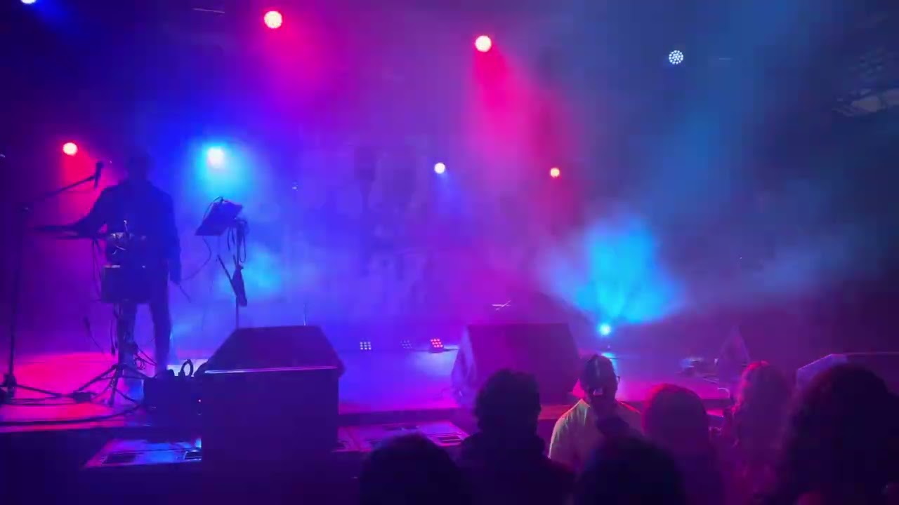 She Past Away - Durdu Dünya en vivo Pabellón Oeste CDMX 2026
