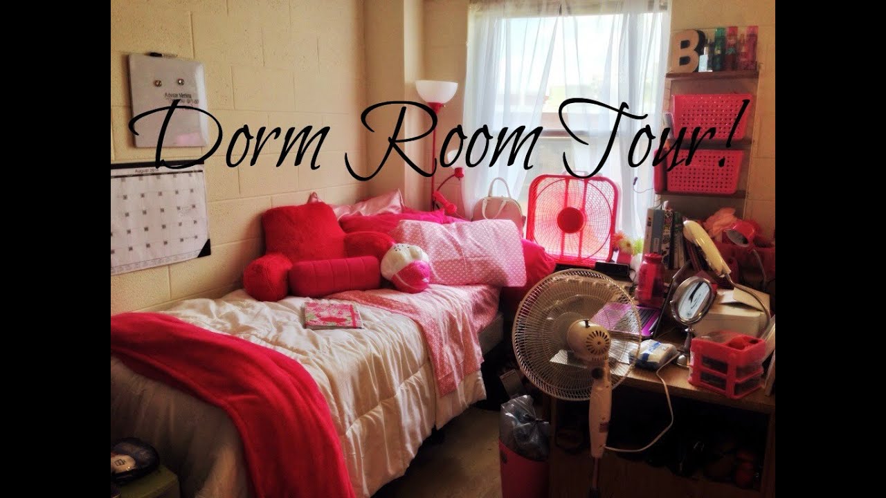 College Dorm Room Tour! - YouTube