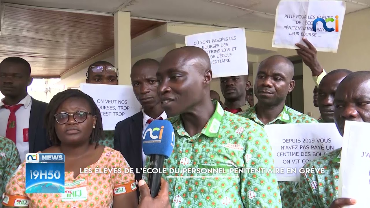 Société : les élèves de l'école du personnel pénitentiaire en grève