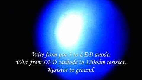 Tech-tut.com Demonstrates PWM with PIC16F690 and CCS C Compiler