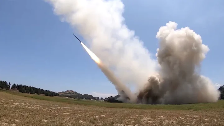 現場原聲！東部戰區遠程火力實彈射擊最新視頻公開！| 軍迷天下 - 天天要聞