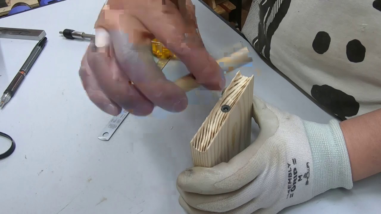 Making sandpaper blocks - YouTube